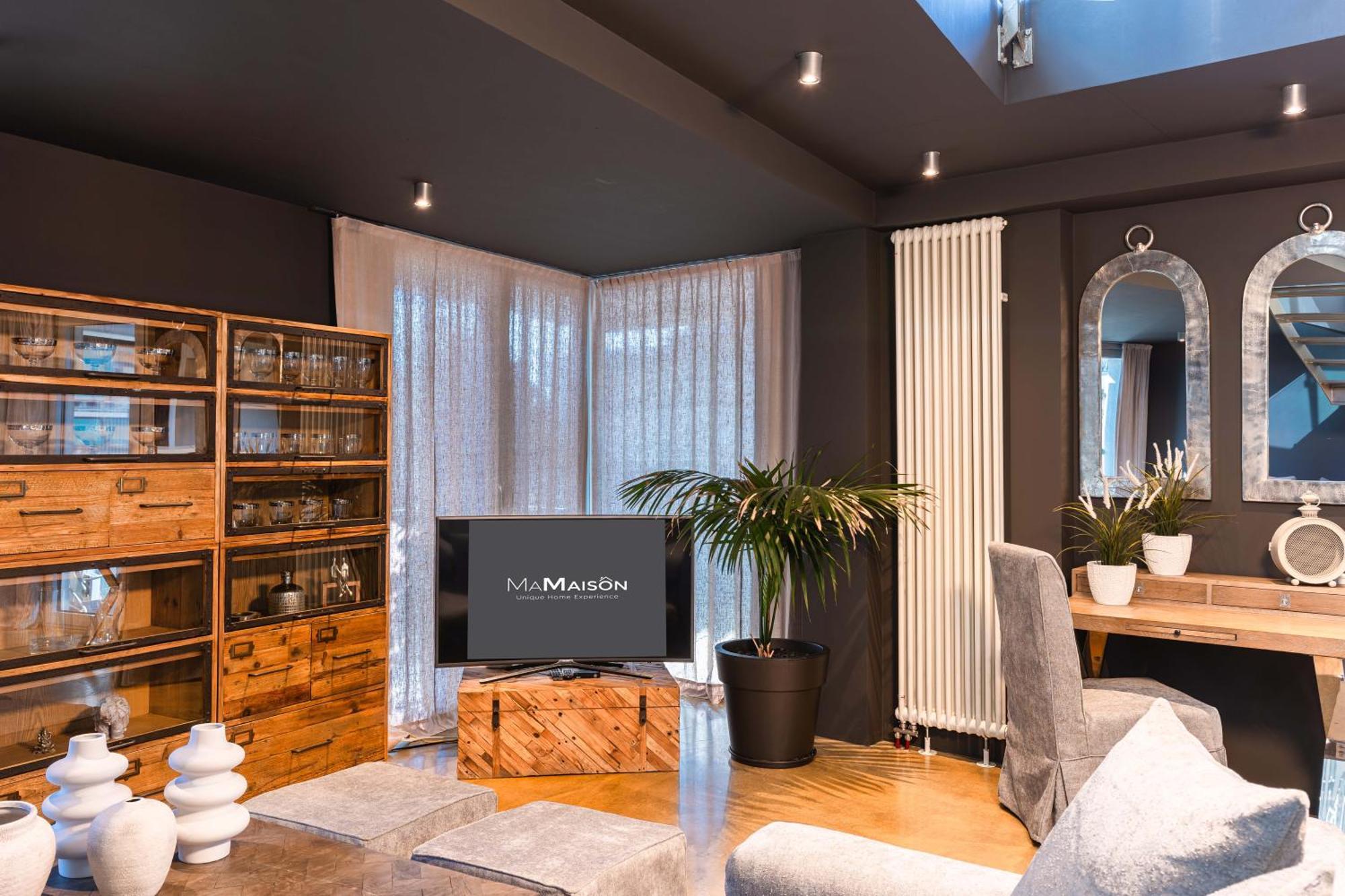 Ma Maison No5 Penthouse Loft, Private Heated Pool, Acropolis View, Ultra High Speed Internet 300 Mbps, Short Walk To Acropolis, Parking Upon Request, 1' From Metro Athens Ngoại thất bức ảnh
