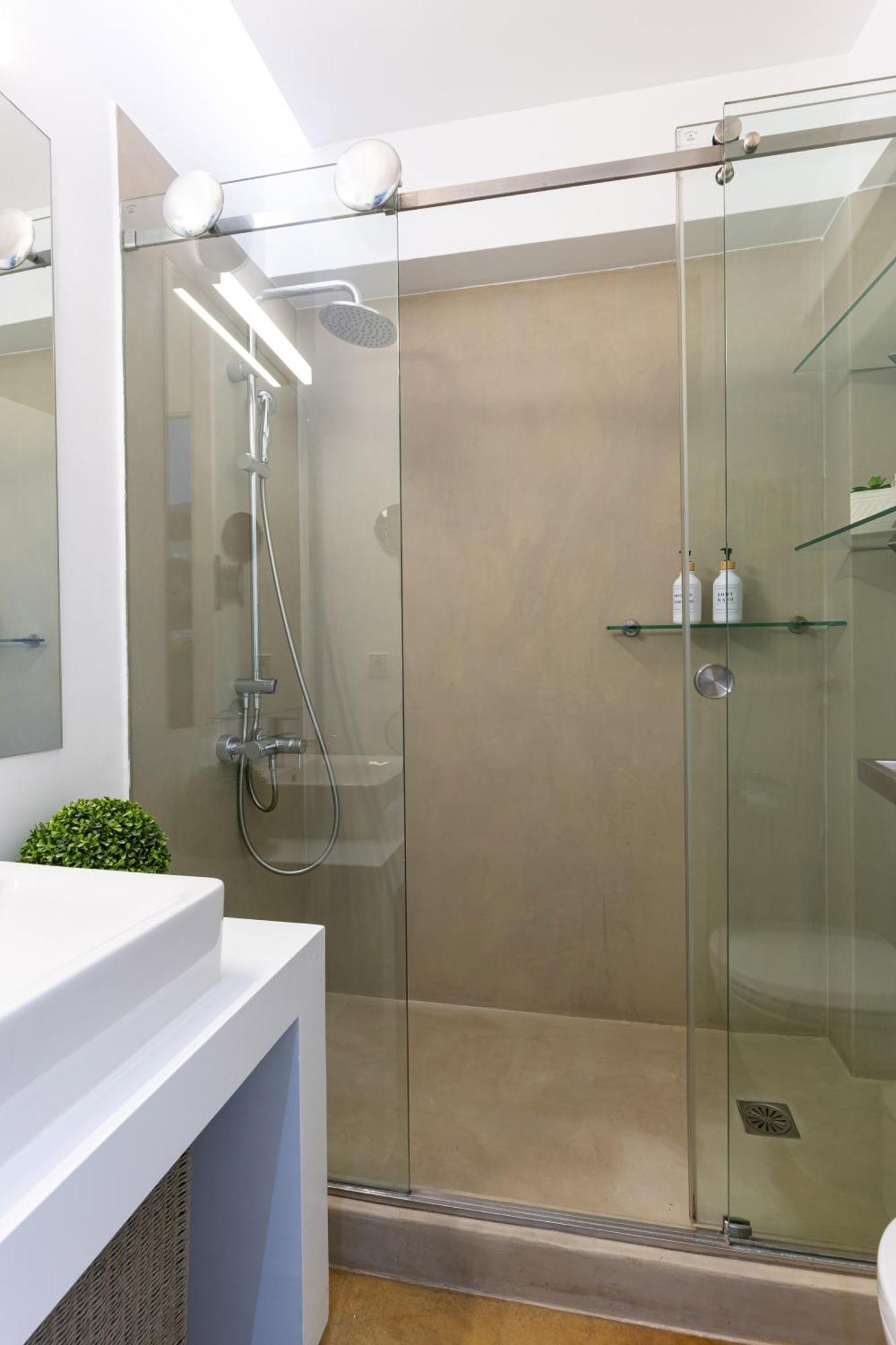 Ma Maison No5 Penthouse Loft, Private Heated Pool, Acropolis View, Ultra High Speed Internet 300 Mbps, Short Walk To Acropolis, Parking Upon Request, 1' From Metro Athens Ngoại thất bức ảnh