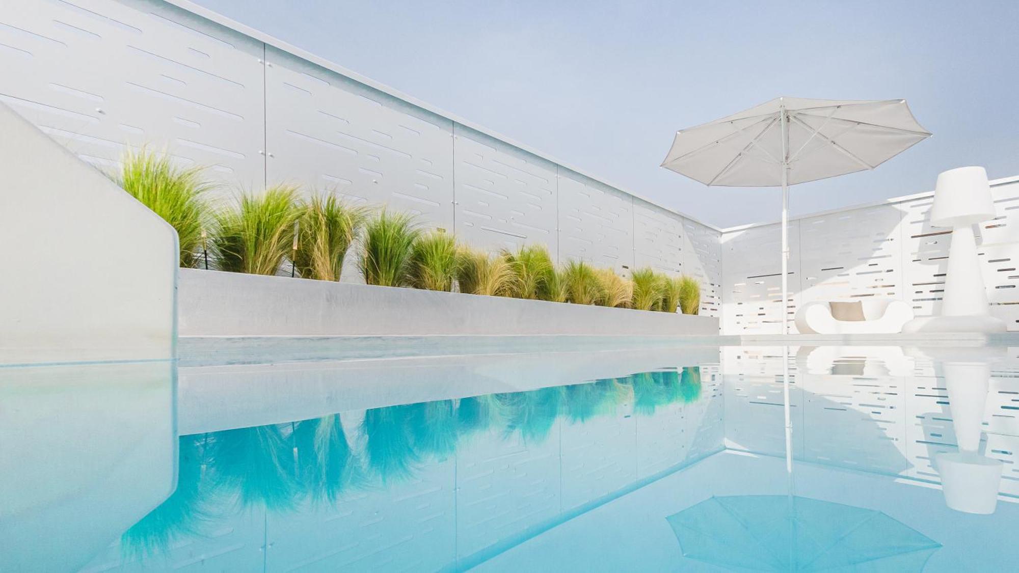 Ma Maison No5 Penthouse Loft, Private Heated Pool, Acropolis View, Ultra High Speed Internet 300 Mbps, Short Walk To Acropolis, Parking Upon Request, 1' From Metro Athens Ngoại thất bức ảnh