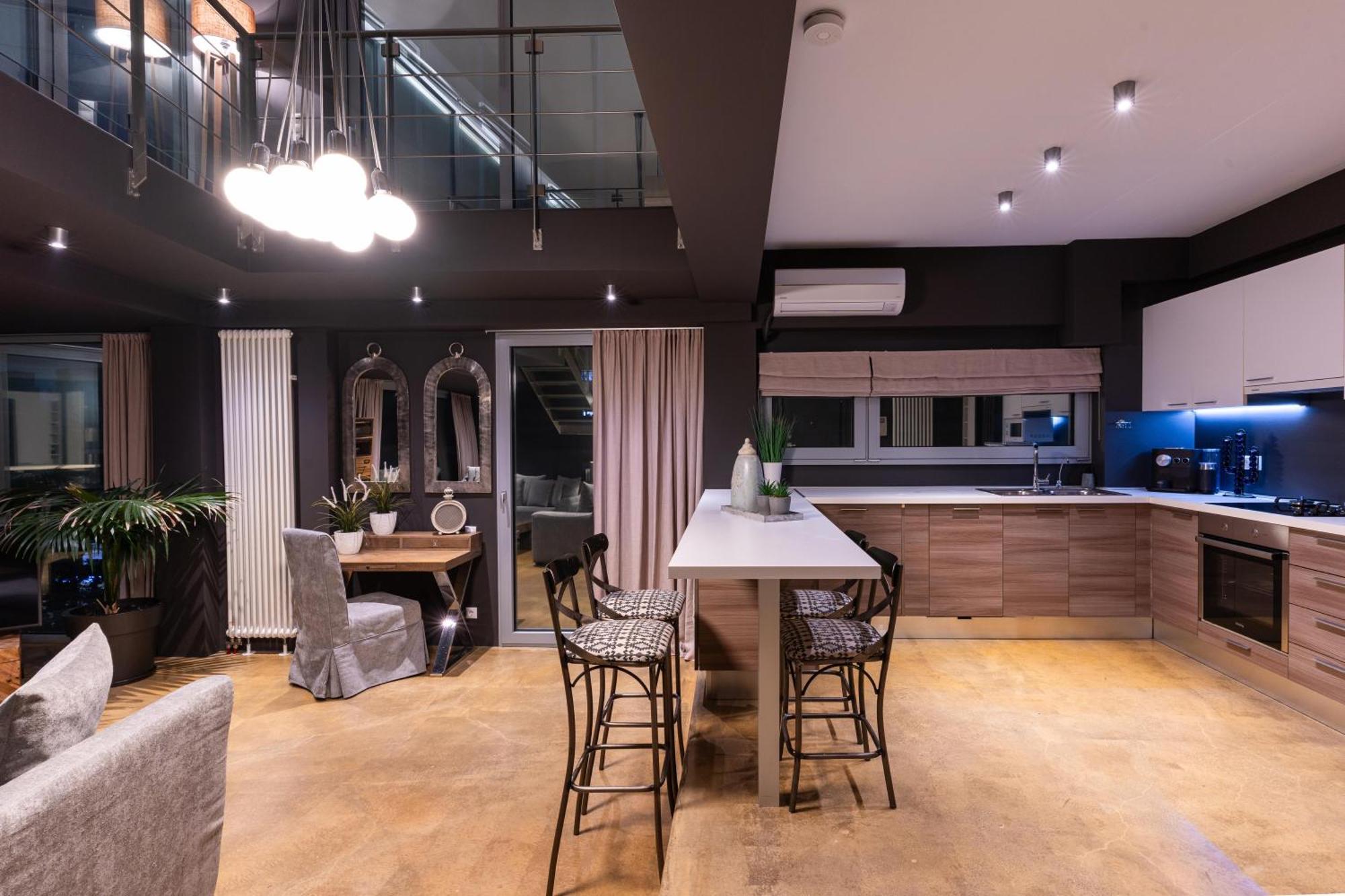 Ma Maison No5 Penthouse Loft, Private Heated Pool, Acropolis View, Ultra High Speed Internet 300 Mbps, Short Walk To Acropolis, Parking Upon Request, 1' From Metro Athens Ngoại thất bức ảnh