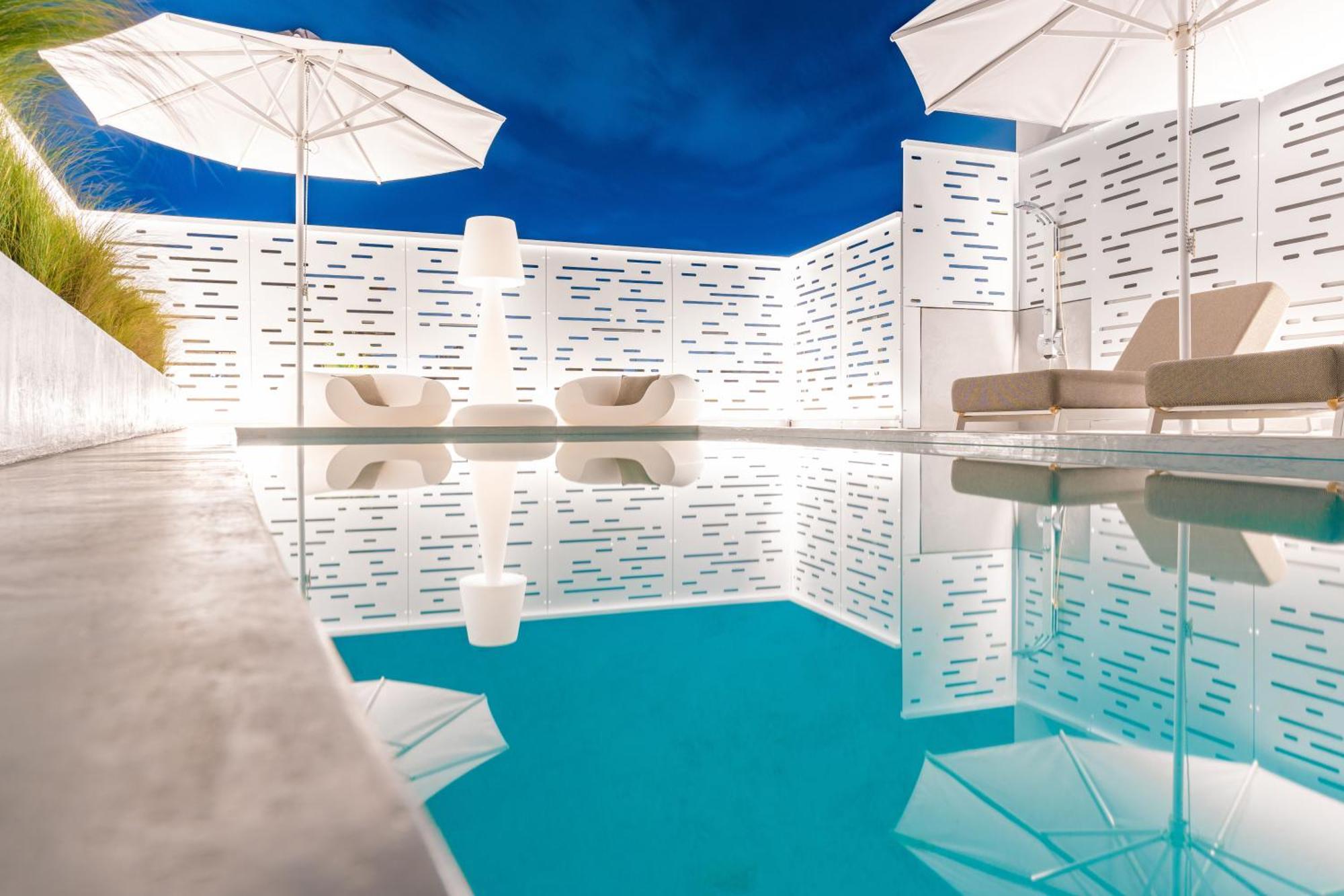 Ma Maison No5 Penthouse Loft, Private Heated Pool, Acropolis View, Ultra High Speed Internet 300 Mbps, Short Walk To Acropolis, Parking Upon Request, 1' From Metro Athens Ngoại thất bức ảnh